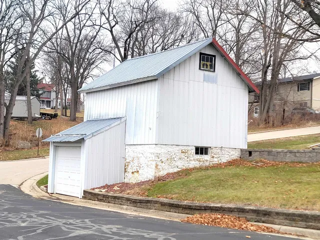 $229,000 | 213 East Street, Argyle, WI 53504