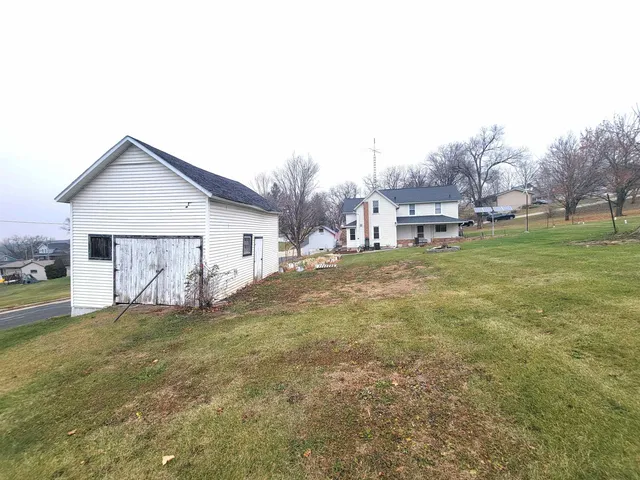 $229,000 | 213 East Street, Argyle, WI 53504