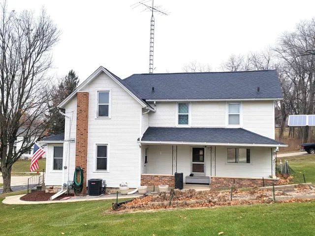$229,000 | 213 East Street, Argyle, WI 53504