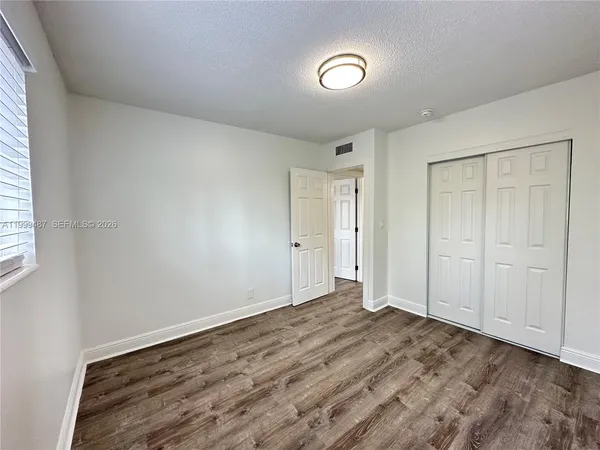 $1,995 | 2325 Arthur Street, Unit 9, Hollywood, FL 33020