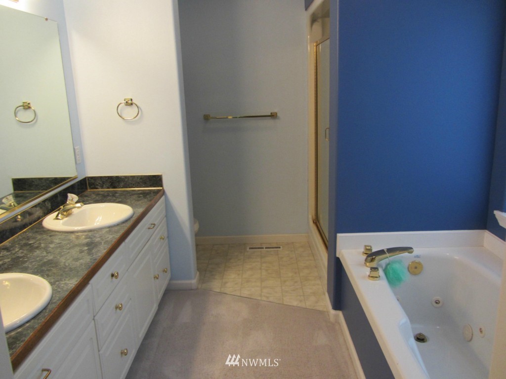 3621 Home Road Bellingham, WA 98225 - Photo 8 of 10 Gallery Image 8