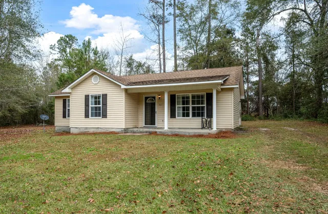 $179,000 | 205 Susanne Street, Hampton, SC 29924