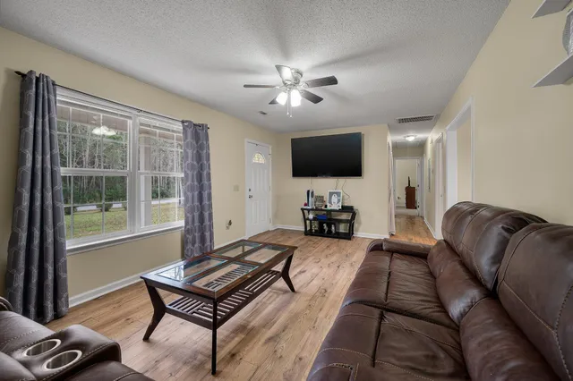 $179,000 | 205 Susanne Street, Hampton, SC 29924