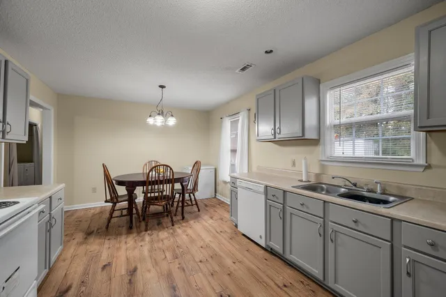 $179,000 | 205 Susanne Street, Hampton, SC 29924