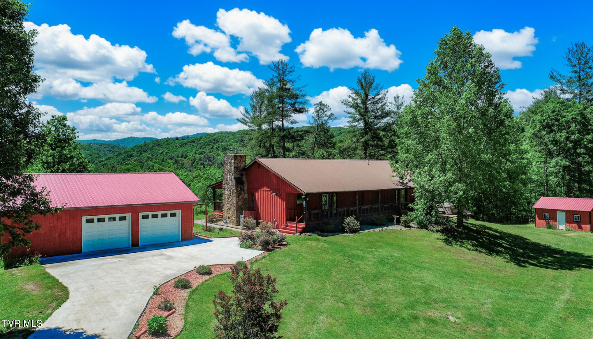 1211 Punkton Road Del Rio, TN 37727 - Photo 1 of 63 1
