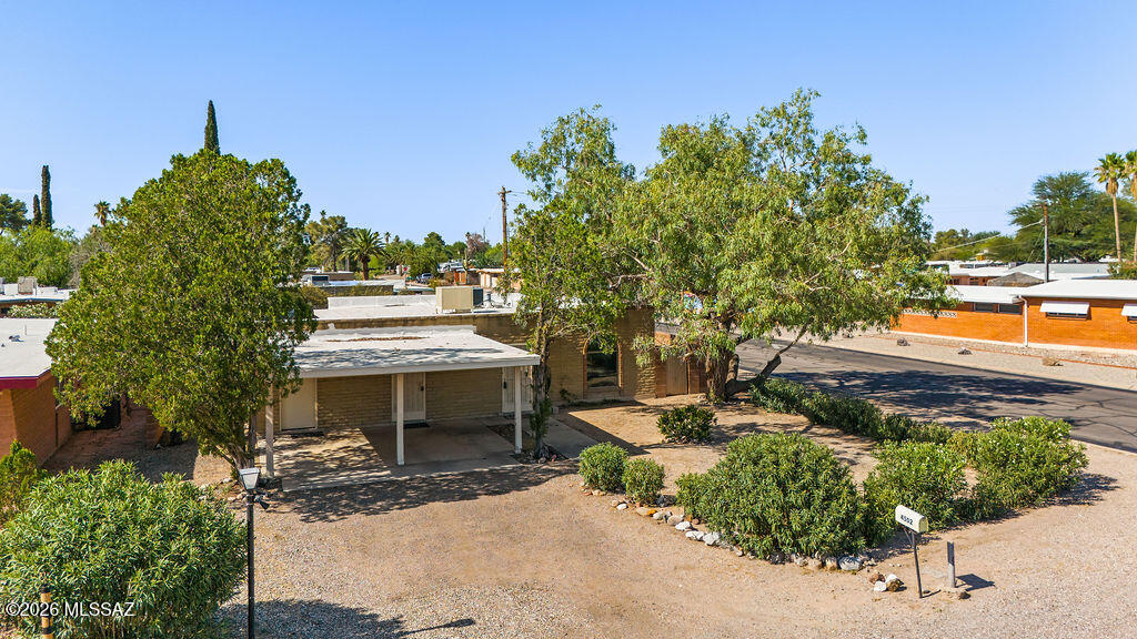 4502 East Fort Lowell Road Tucson, AZ 85712 - Photo 4 of 46
