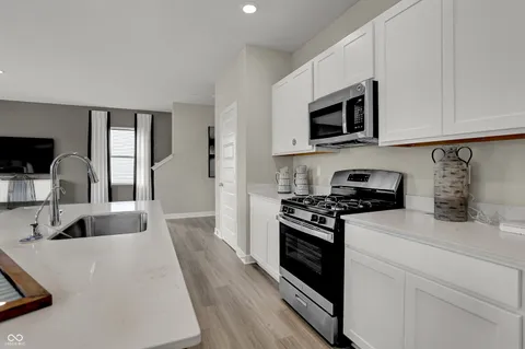 $399,995 | 6041 Slippery Elm Bend, Noblesville, IN 46062