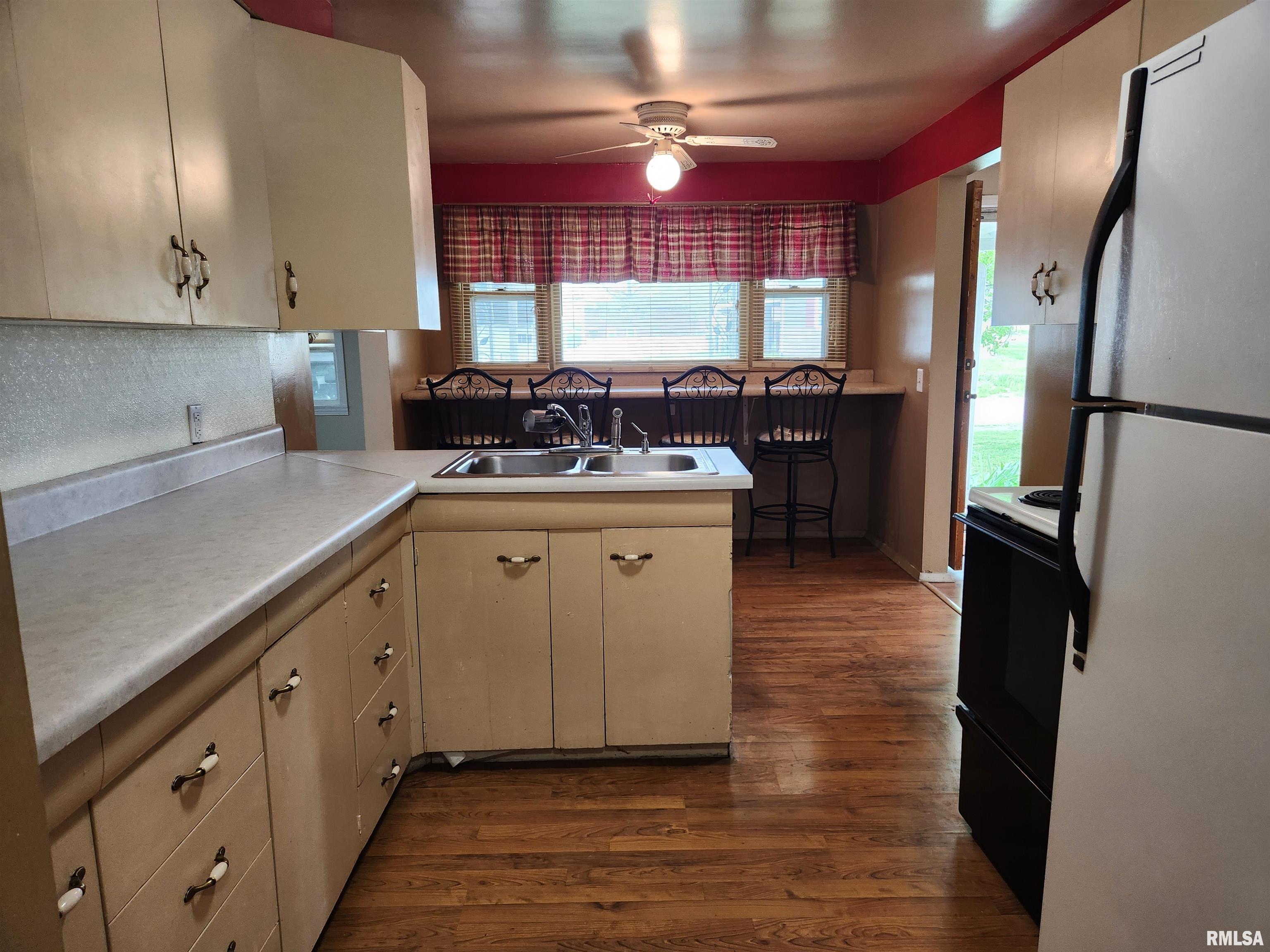 2809 Cherry Street Mount Vernon, IL 62864 - Photo 6 of 42