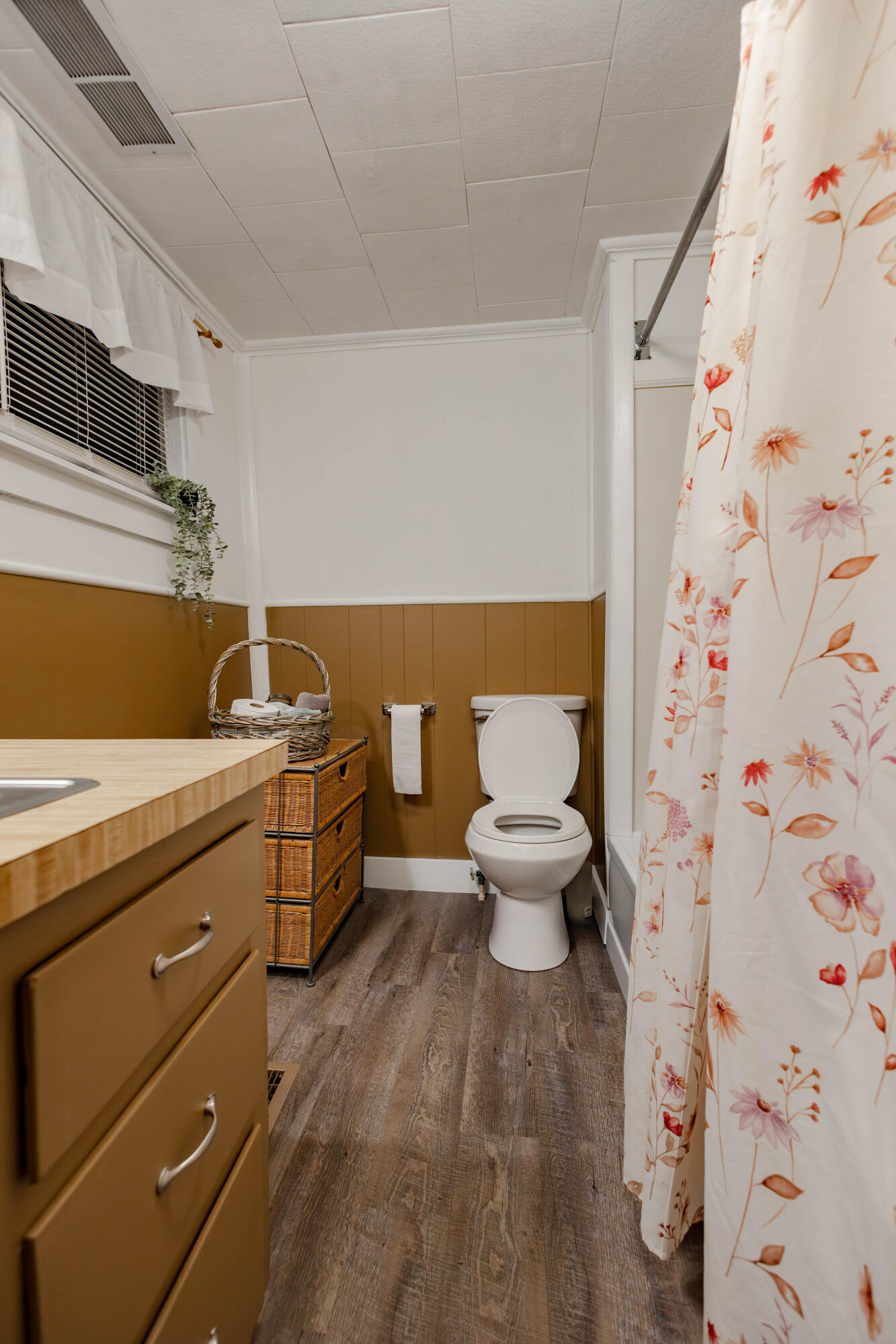 48 Main Road Charleston, ME 04422 - Photo 17 of 84 1st Floor Full Bath3