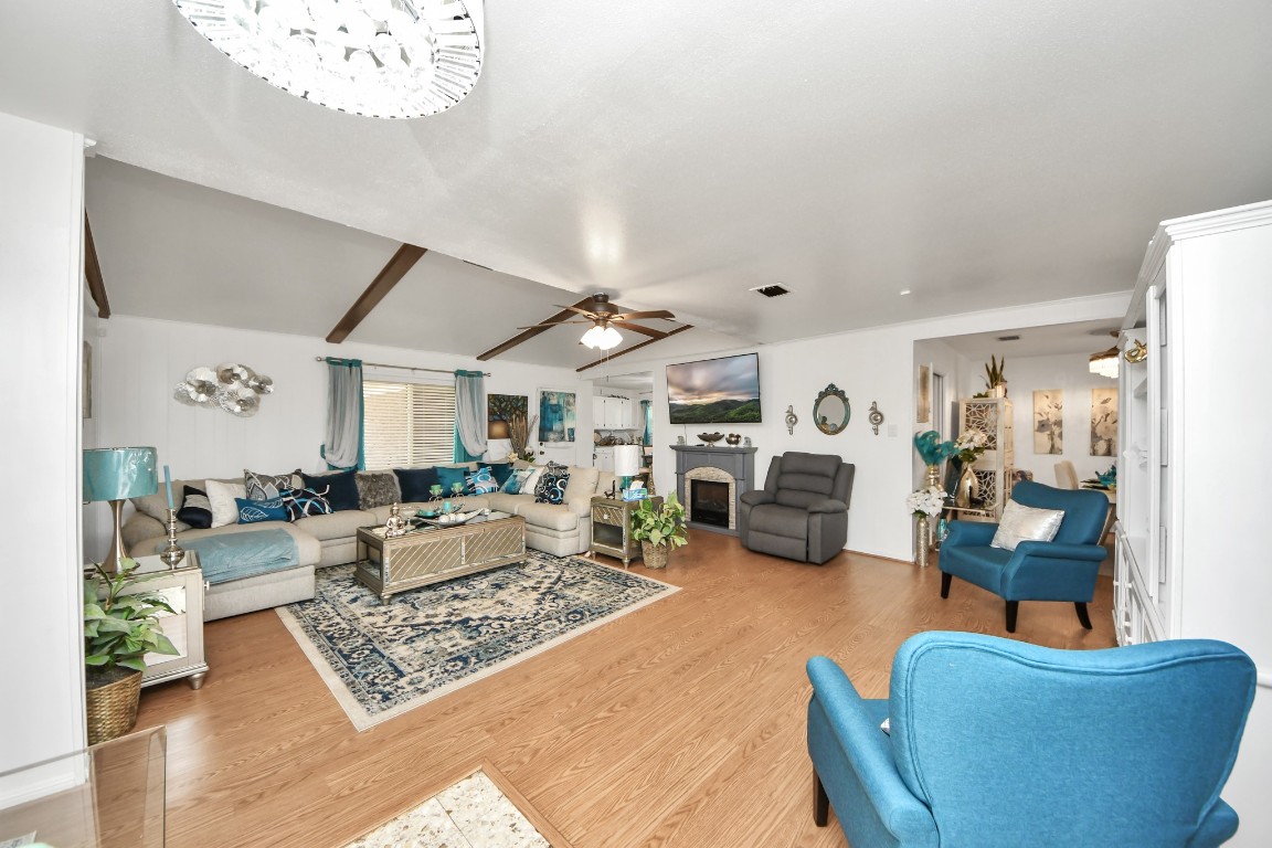1805 9th Street Hempstead, TX 77445 - Photo 5 of 35 a living room with furniture and a large window