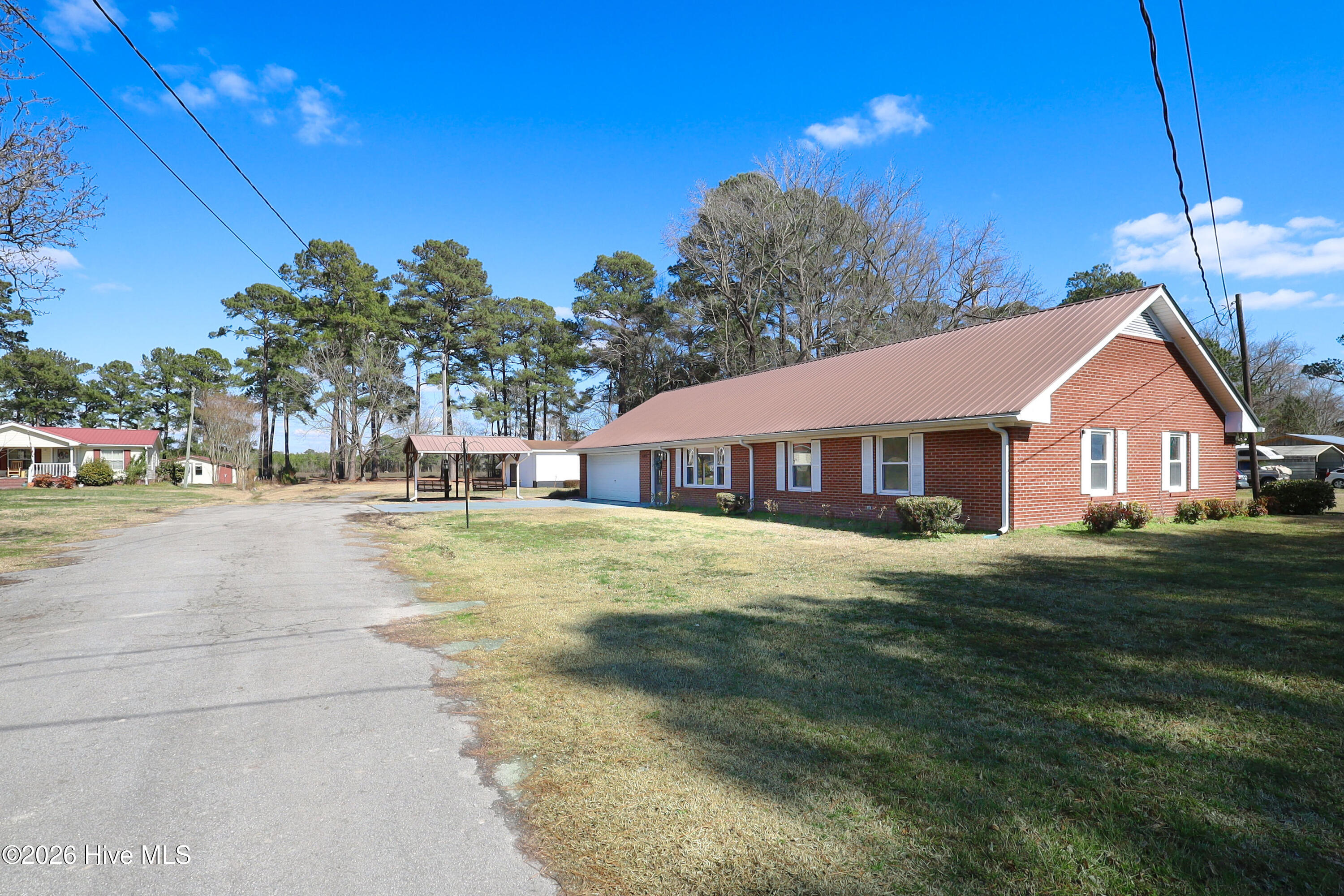 580 Koonce Fork Road Richlands, NC 28574 - Photo 3 of 51 IMG_7936