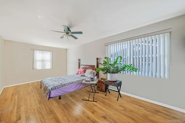 $850,000 | 2595 Castle Court, North Bellmore, NY 11710