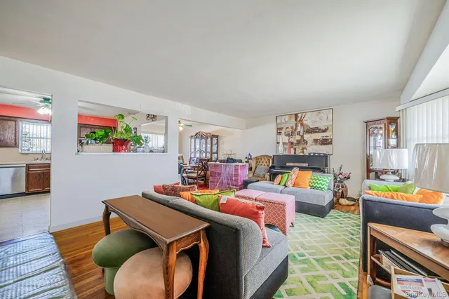 $850,000 | 2595 Castle Court, North Bellmore, NY 11710