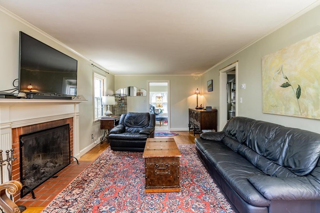 258 Burbank Road Longmeadow, MA 01106 - Photo 19 of 37 Gallery Image 19