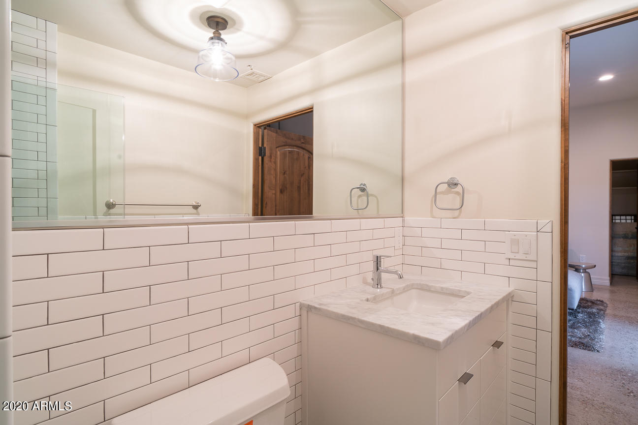 5923 East Mountain View Road Paradise Valley, AZ 85253 - Photo 27 of 37 0047-DSC02509