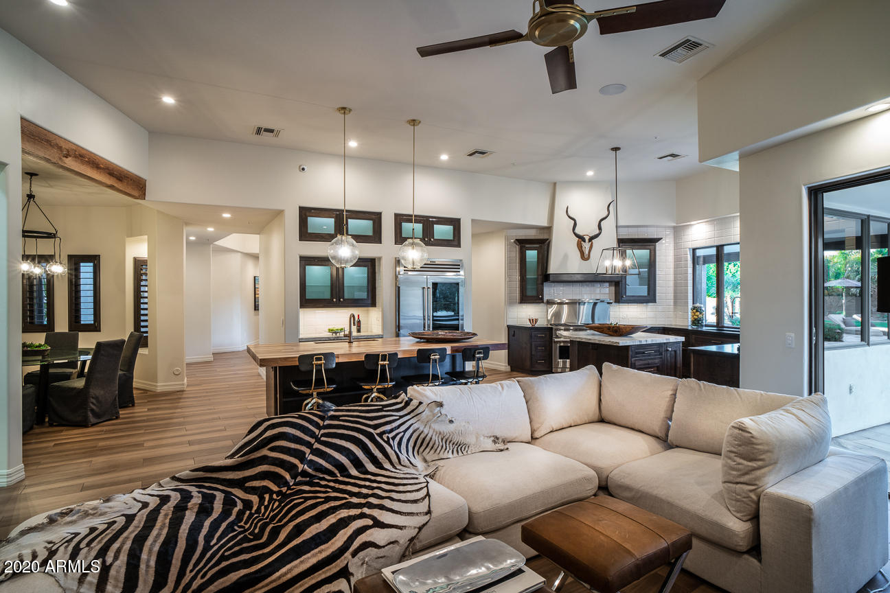 5923 East Mountain View Road Paradise Valley, AZ 85253 - Photo 3 of 37 0017-DSC02430-Edit