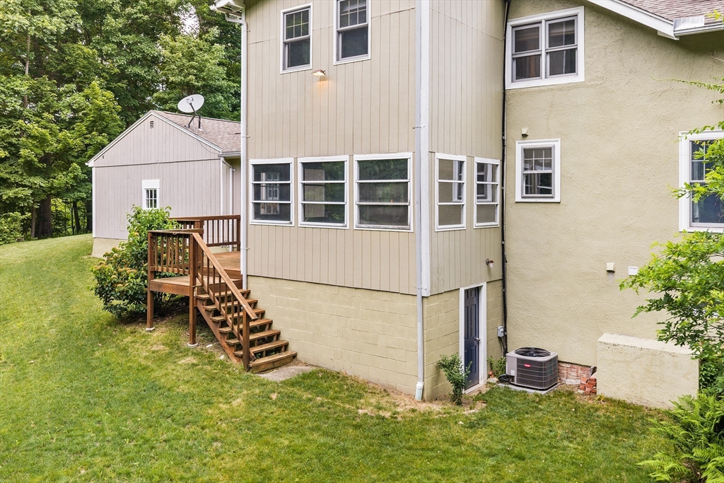 62 Circle Road Longmeadow, MA 01106 - Photo 35 of 42