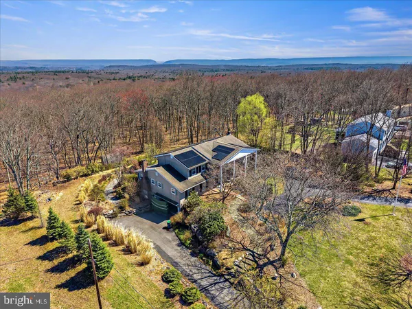 $650,000 | 164 Chestnut Oak Drive, Tannersville, PA 18372