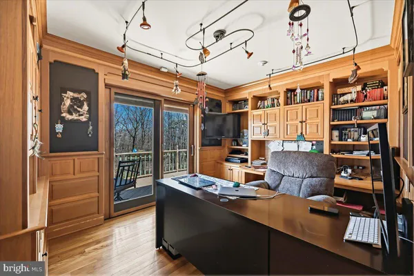 $650,000 | 164 Chestnut Oak Drive, Tannersville, PA 18372