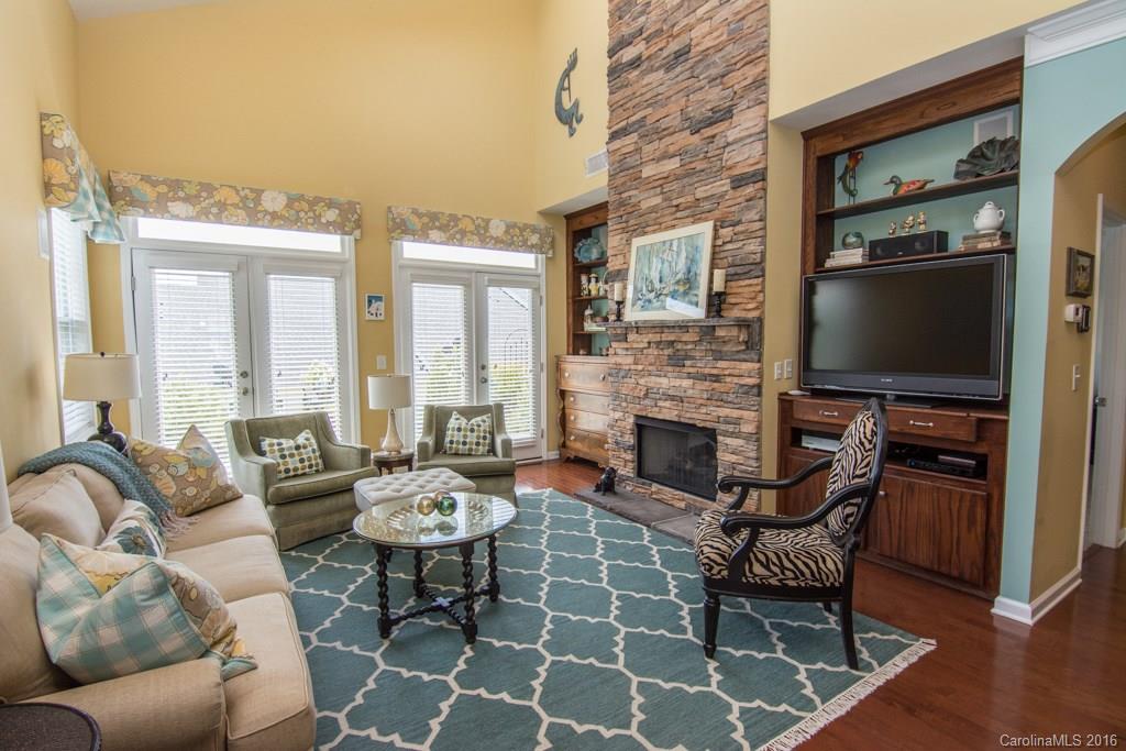 314 Wave Crest Drive, Unit 314 Tega Cay, SC 29708 - Photo 11 of 24 Gallery Image 11