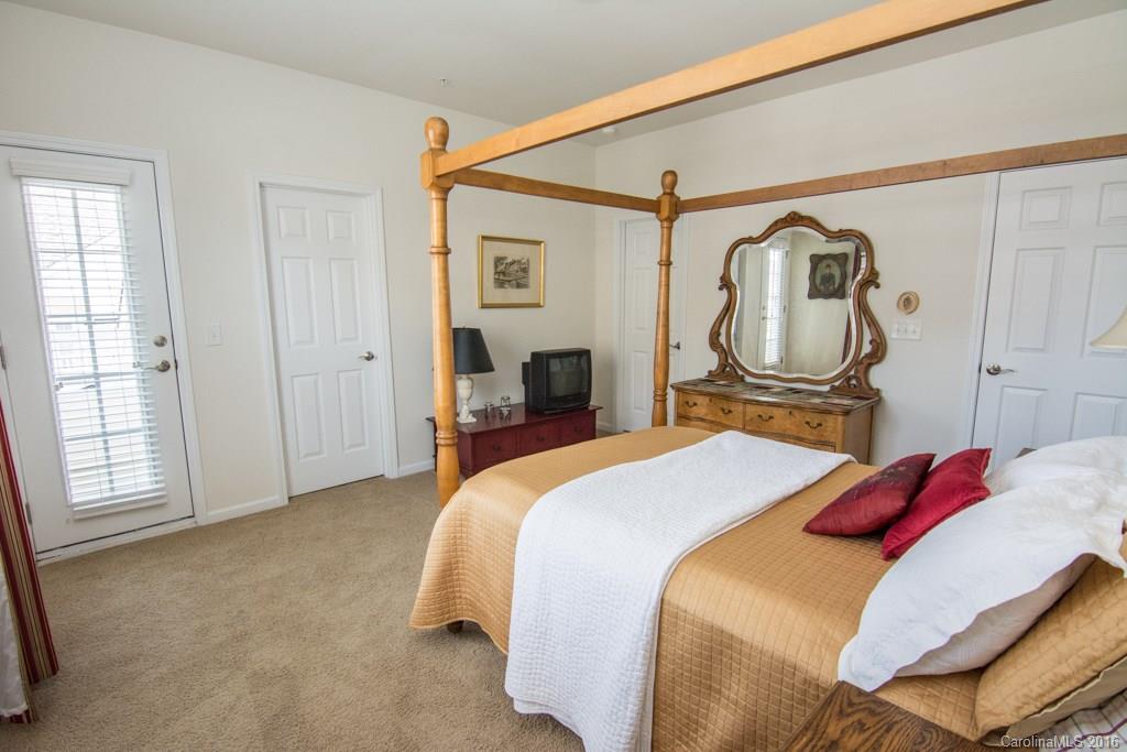 314 Wave Crest Drive, Unit 314 Tega Cay, SC 29708 - Photo 18 of 24 Gallery Image 18