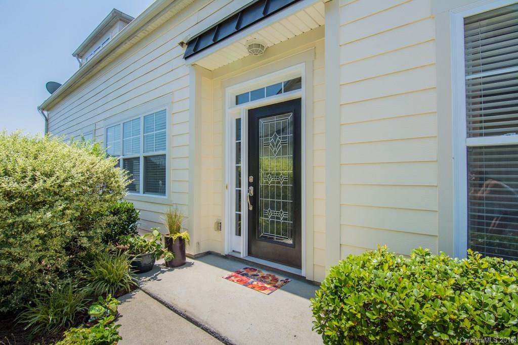 314 Wave Crest Drive, Unit 314 Tega Cay, SC 29708 - Photo 3 of 24 Gallery Image 3