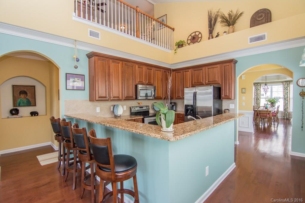 314 Wave Crest Drive, Unit 314 Tega Cay, SC 29708 - Photo 10 of 24 Gallery Image 10