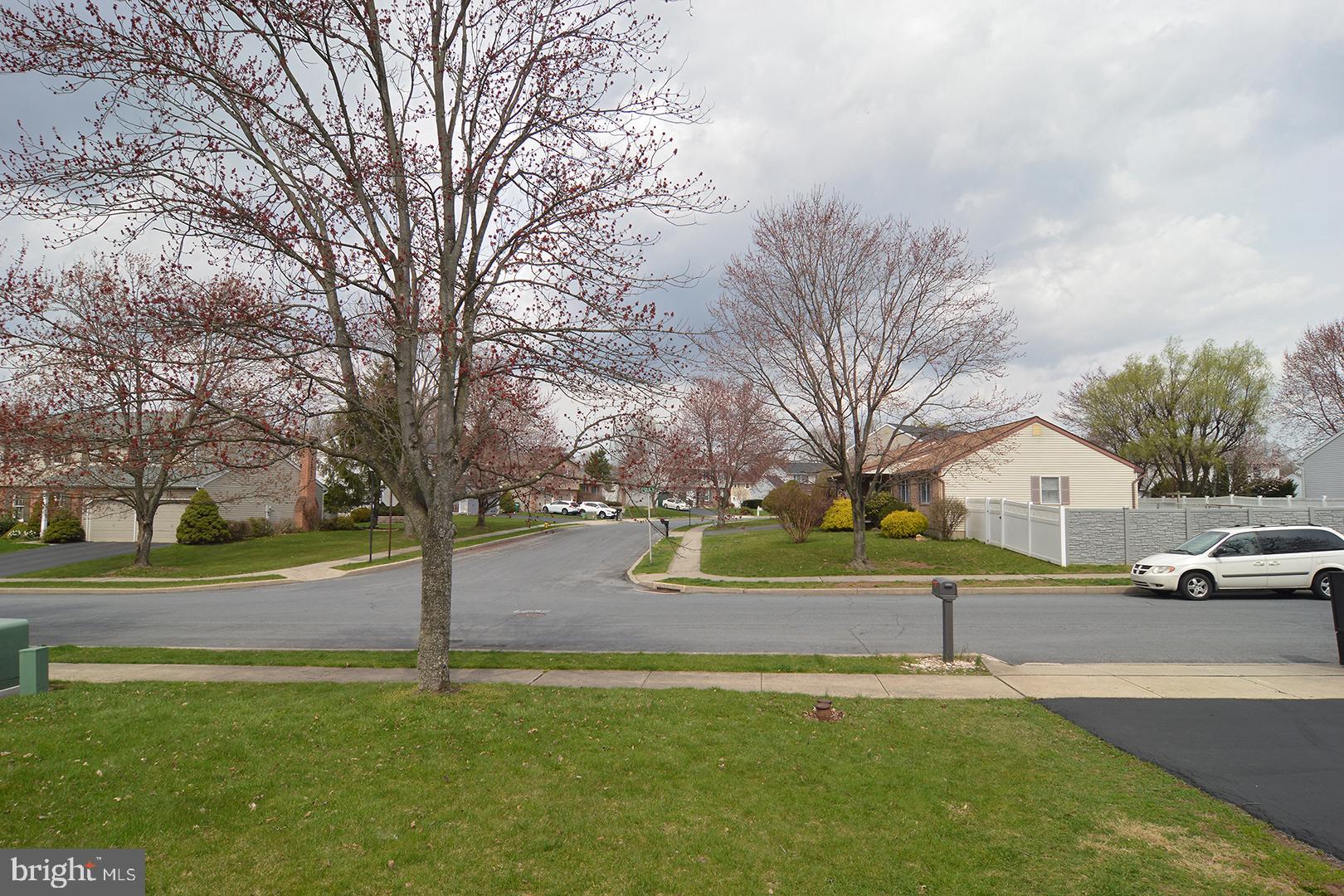 4732 Alisan Road Reading, PA 19606 - Photo 4 of 46 Gallery Image 4