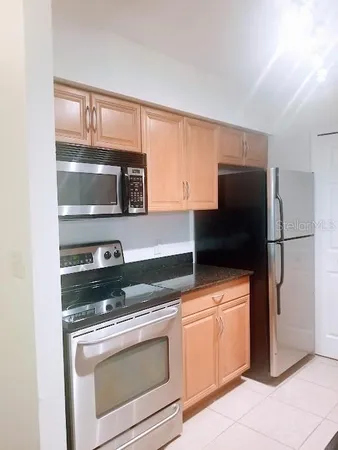 $1,800 | 3314 Haviland Court, Unit 104, Palm Harbor, FL 34684