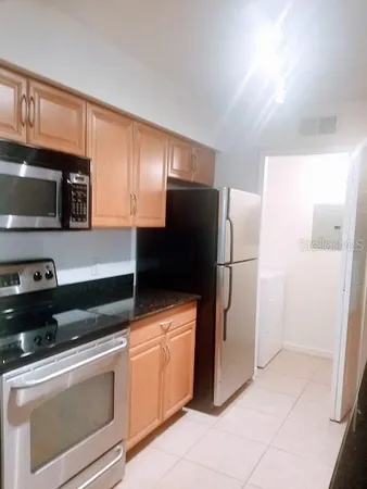 $1,800 | 3314 Haviland Court, Unit 104, Palm Harbor, FL 34684