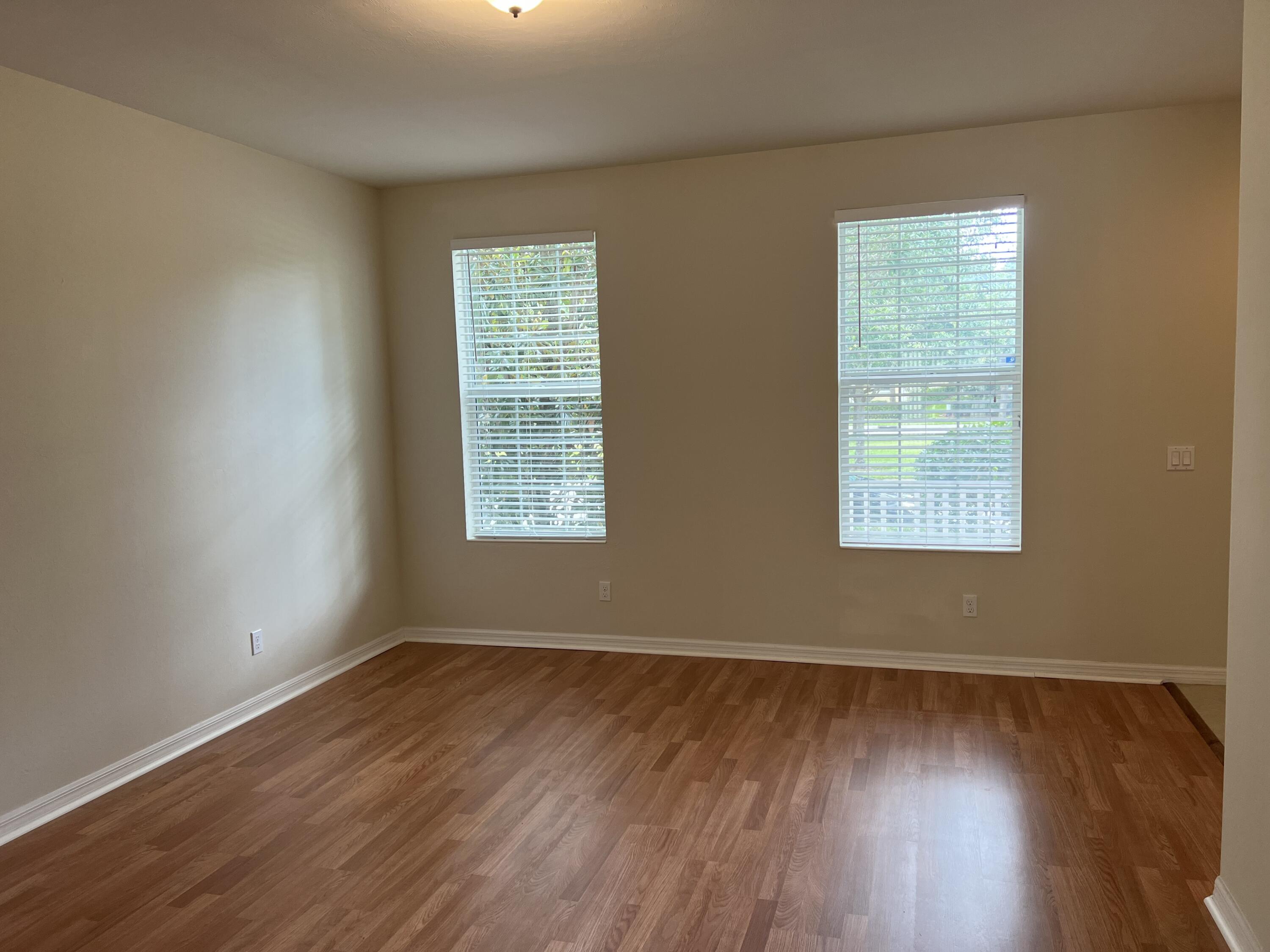 2746 Avalon Way Jupiter, FL 33458 - Photo 4 of 28 Living-RM