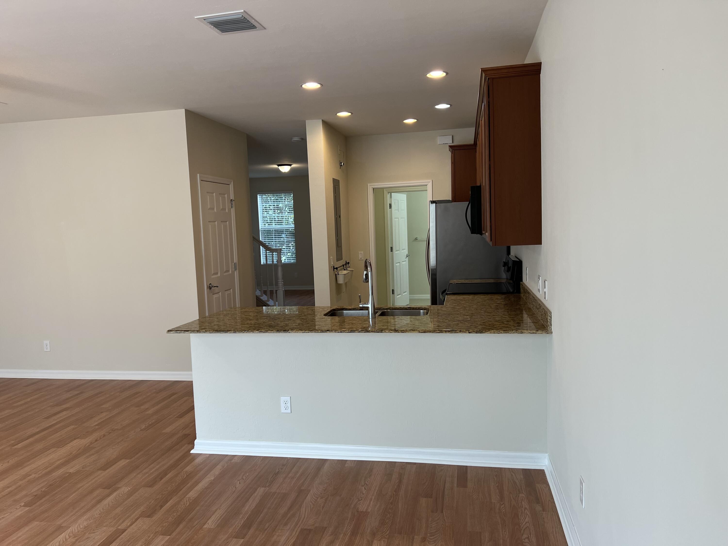 2746 Avalon Way Jupiter, FL 33458 - Photo 7 of 28 IMG_1377