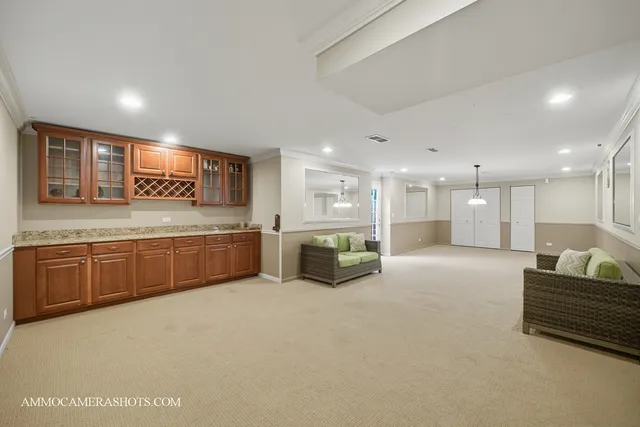 $634,900 | 1142 Deerpath Road, Aurora, IL 60506