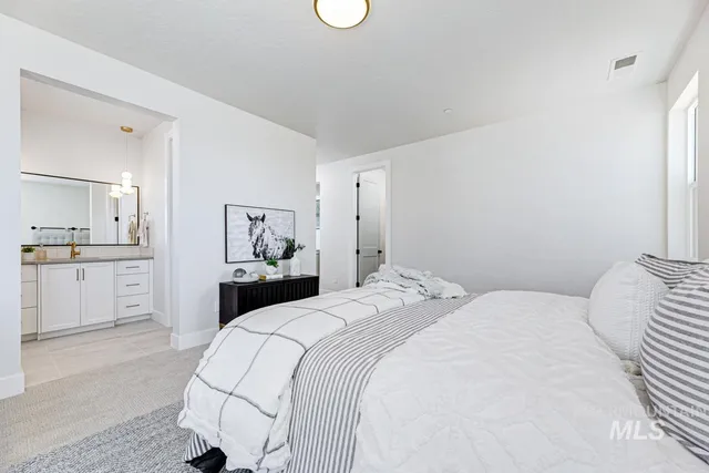 $1,955,000 | 5801 East Prominence Court, Boise, ID 83716