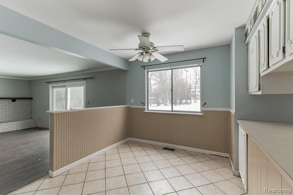 36309 Paddleford Road Farmington Hills, MI 48331 - Photo 14 of 32