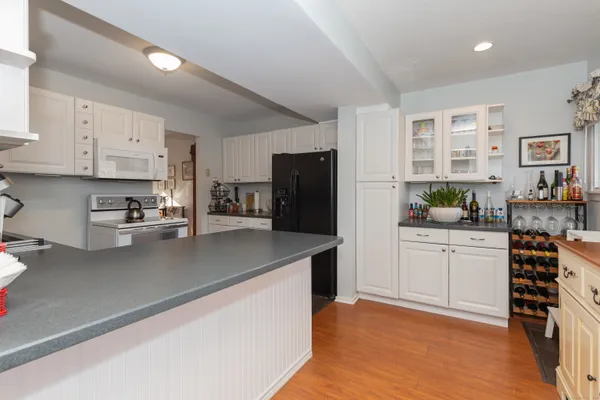 $377,750 | 2 S Meadows, Unit 2, Woodbury, CT 06798