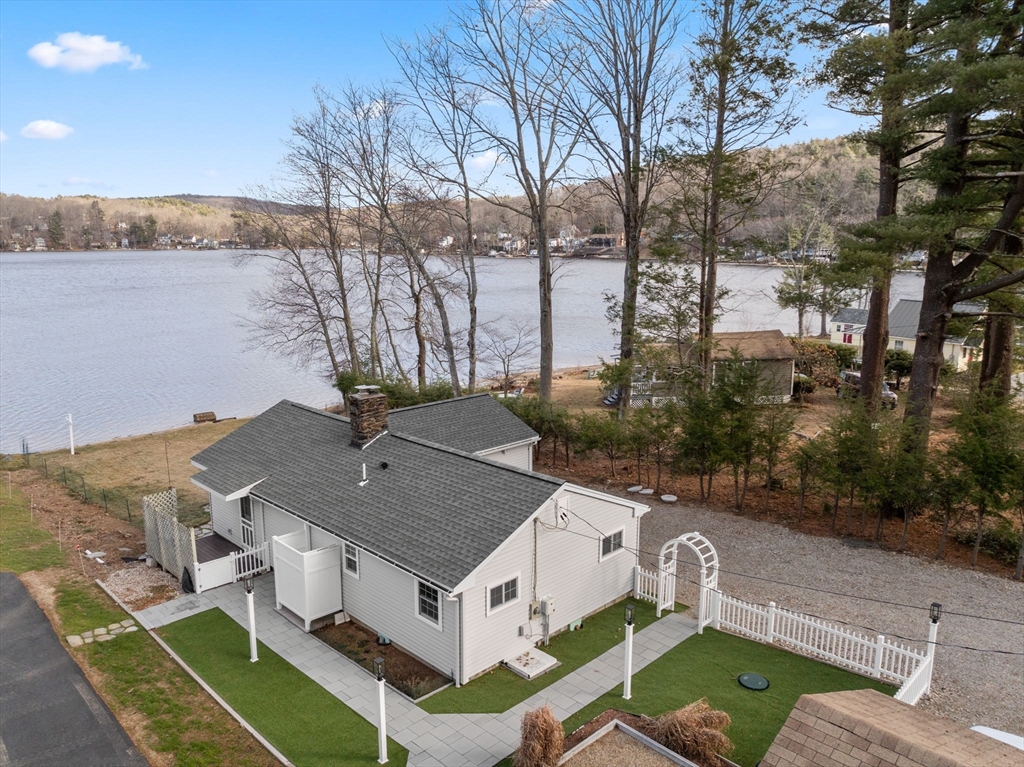 27 Lee Avenue Holland, MA 01521 - Photo 1 of 31