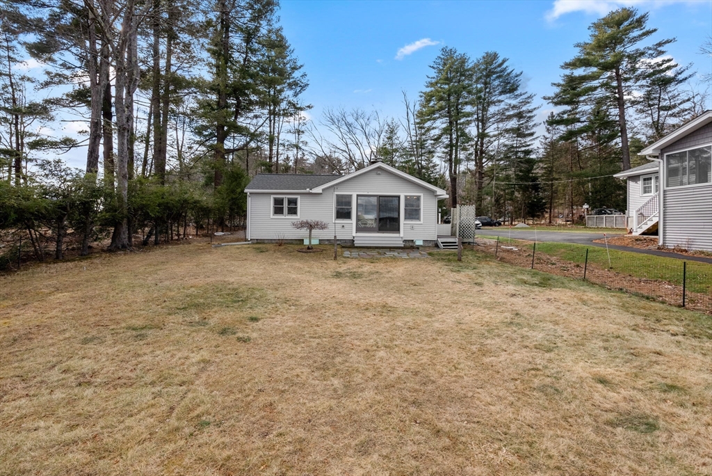 27 Lee Avenue Holland, MA 01521 - Photo 27 of 31