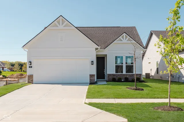 $385,000 | 774 Daisy Street, Greenwood, IN 46143