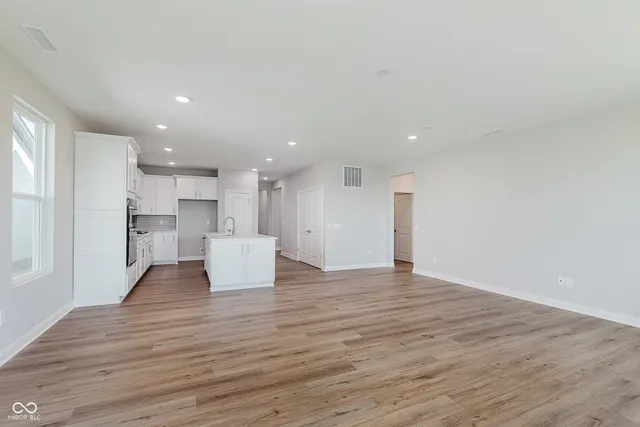 $385,000 | 774 Daisy Street, Greenwood, IN 46143