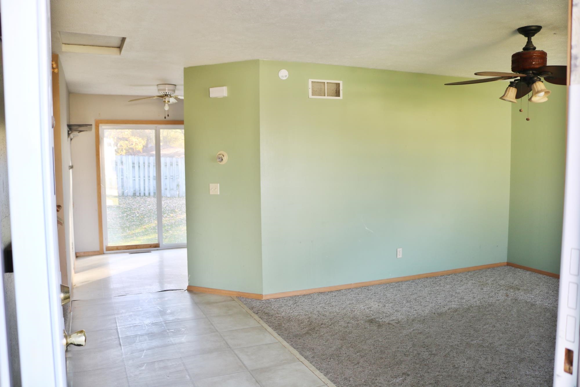 4037 Tesa Road Rockford, IL 61109 - Photo 4 of 15 Gallery Image 4