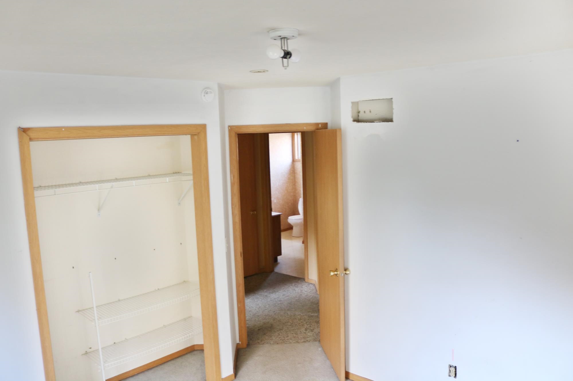 4037 Tesa Road Rockford, IL 61109 - Photo 9 of 15 Gallery Image 9