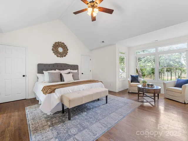 $1,098,000 | 5619 Mountain Point Lane, Charlotte, NC 28216