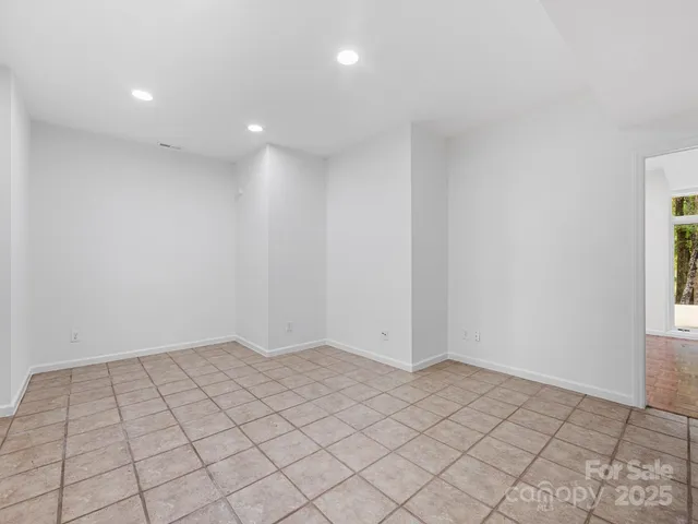 $1,098,000 | 5619 Mountain Point Lane, Charlotte, NC 28216