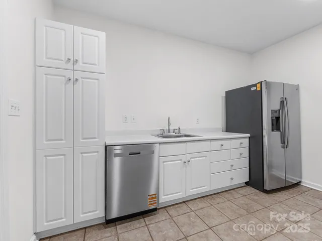 $1,098,000 | 5619 Mountain Point Lane, Charlotte, NC 28216