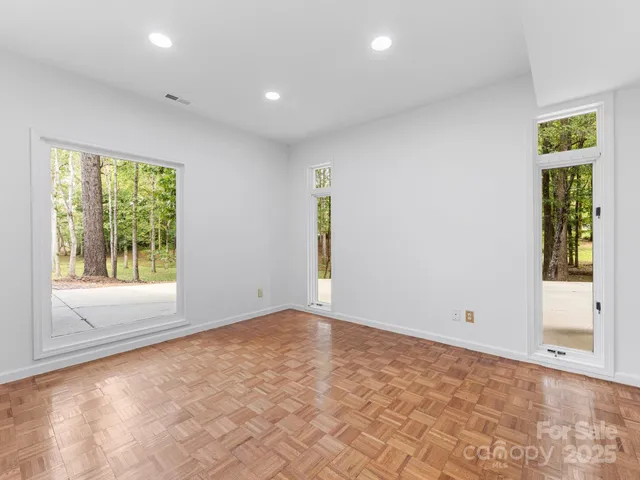 $1,098,000 | 5619 Mountain Point Lane, Charlotte, NC 28216