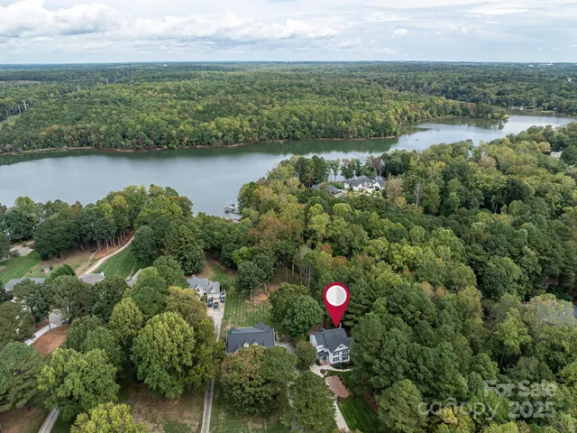 $1,098,000 | 5619 Mountain Point Lane, Charlotte, NC 28216