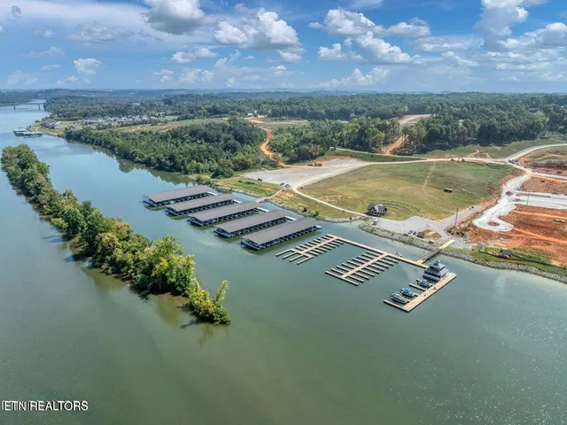 $399,000 | 3568 Chestnut Lane, Loudon, TN 37774