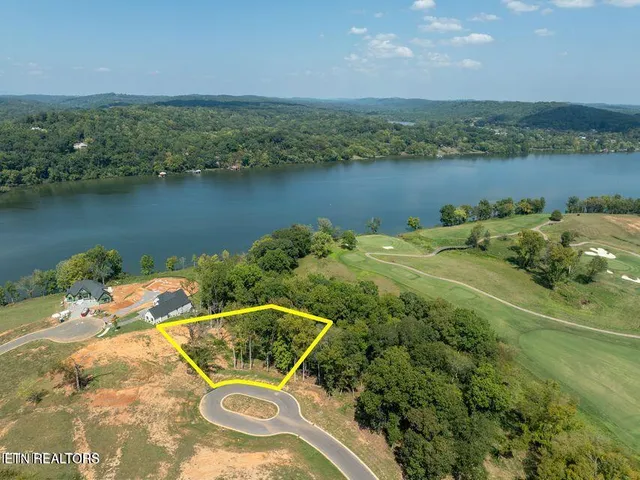 $399,000 | 3568 Chestnut Lane, Loudon, TN 37774