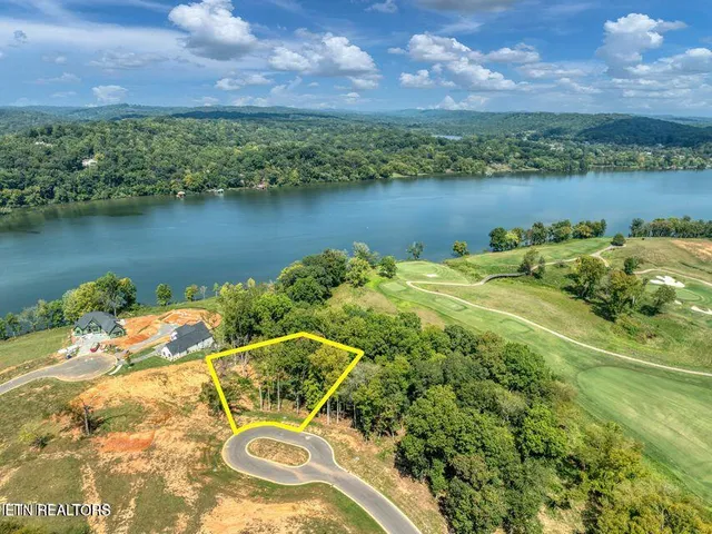 $399,000 | 3568 Chestnut Lane, Loudon, TN 37774